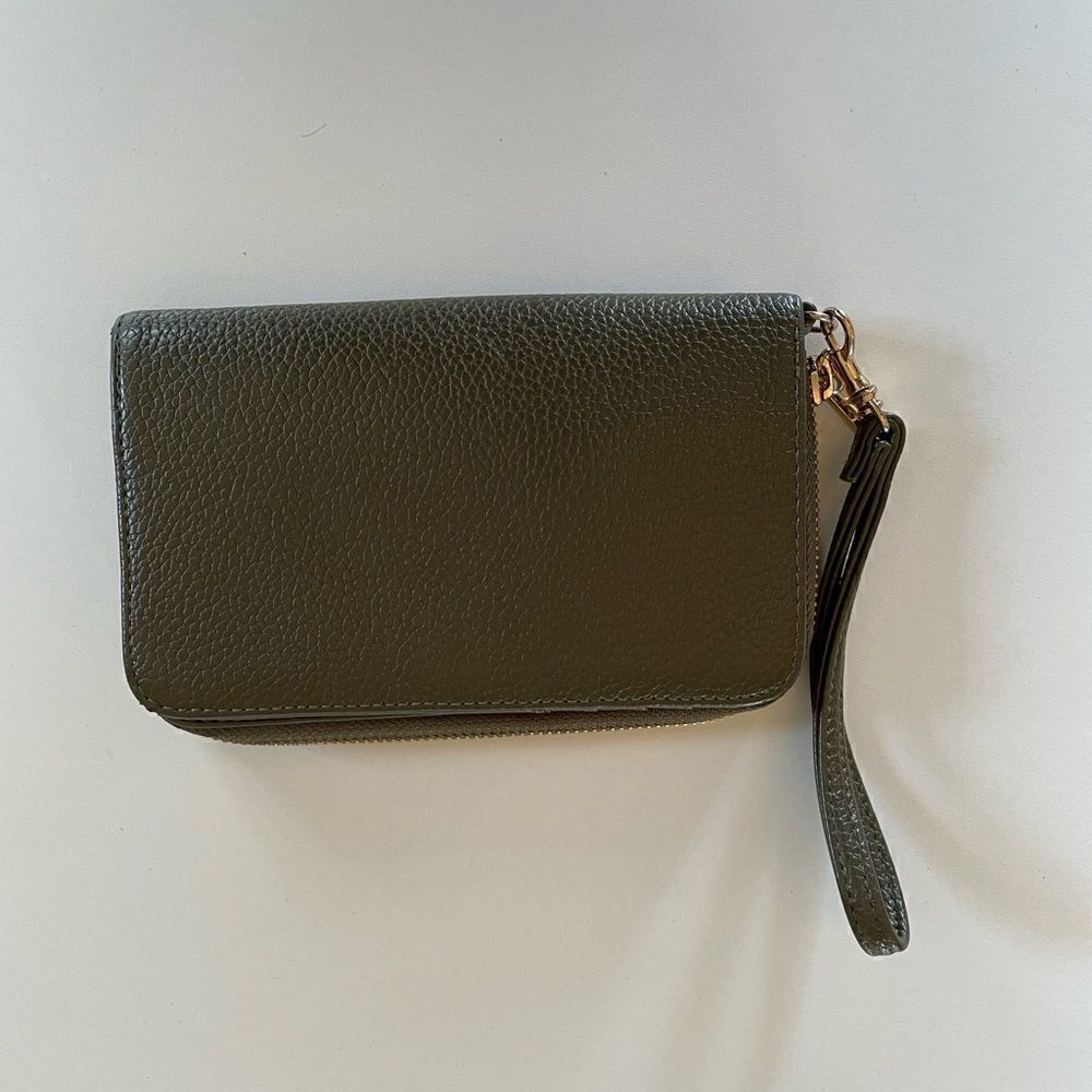 EUC a new day Womens Olive Green Clutch Wristlet